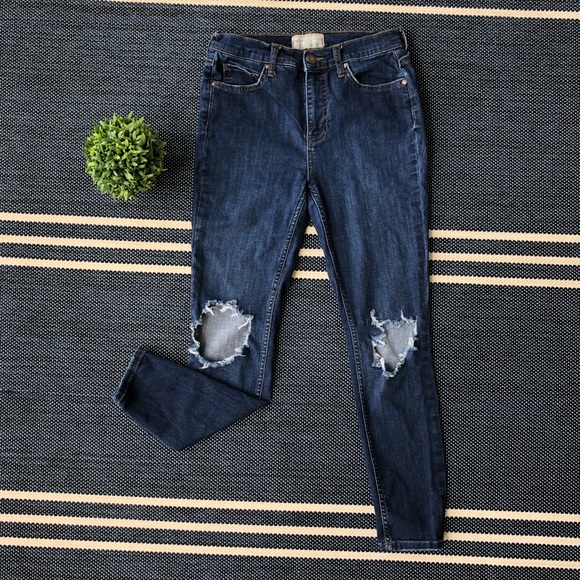 Free People Busted Knee Skinny Jeans - Picture 5 of 7